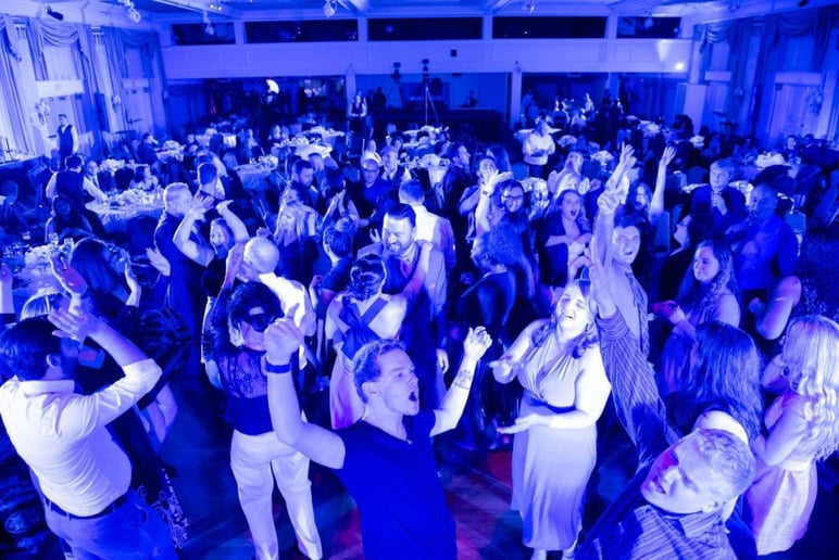 Gallery photo 7 of Elite Entertainment DJs