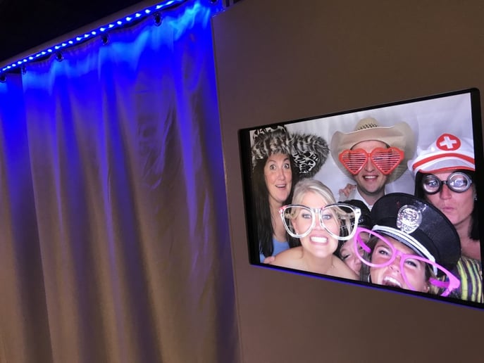 Gallery photo 3 of Elite Photobooth