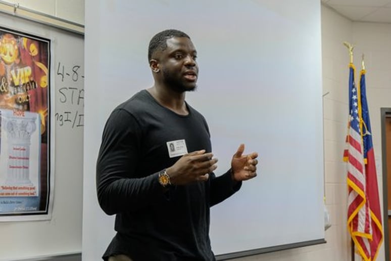 Gallery photo 1 of Elite Speaking