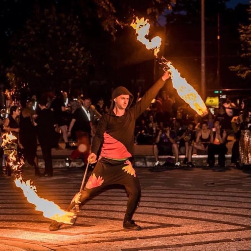Gallery photo 3 of Elite Variety Juggling and Fire