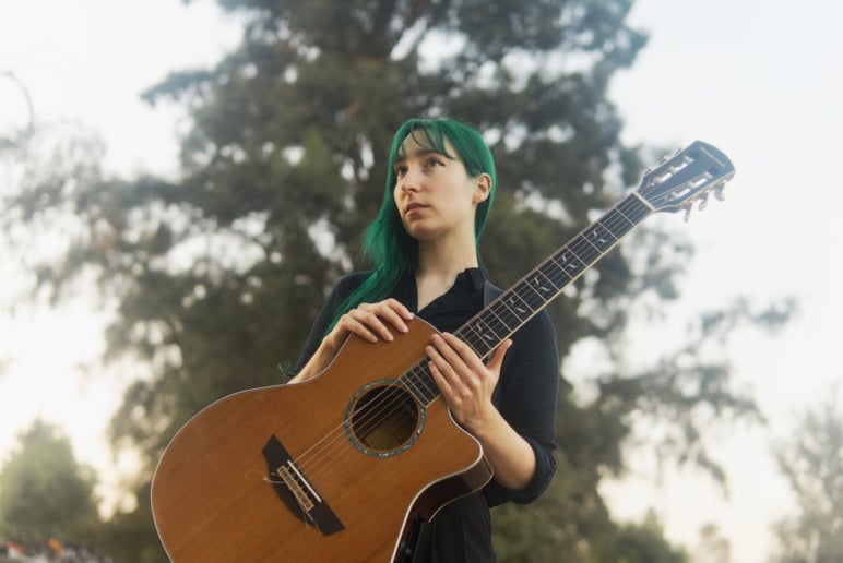 Gallery photo 2 of Eliza Carrington - Classical Guitarist