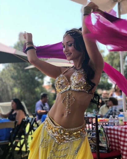 Gallery photo 17 of Eliza Moon Belly Dancer