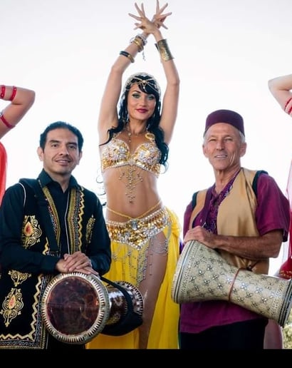 Gallery photo 18 of Eliza Moon Belly Dancer