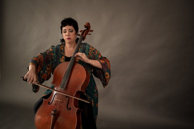 Gallery photo 5 of Elizabeth Glushko, Cellist