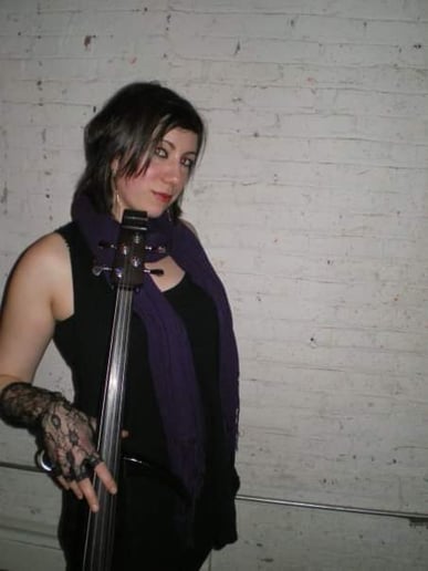 Gallery photo 1 of Elizabeth Glushko, Cellist
