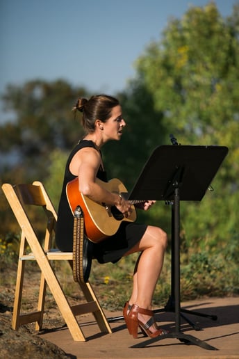 Gallery photo 1 of Elizabeth Luppino, vocalist