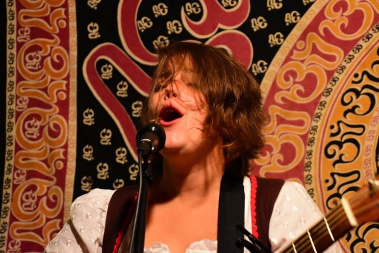 Gallery photo 5 of Elke Robitaille