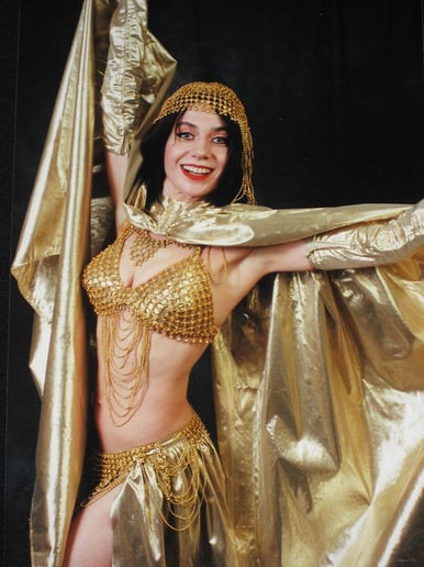 Gallery photo 1 of Toronto Belly Dancer