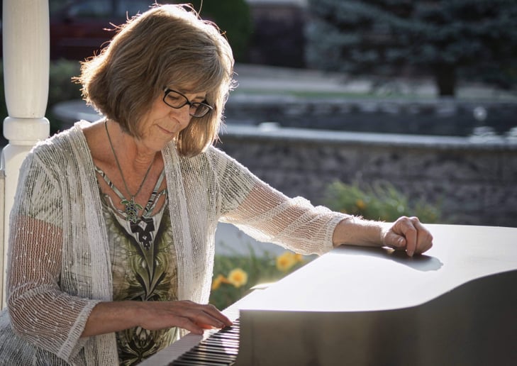 Gallery photo 5 of Ellen Martinson, Pianist