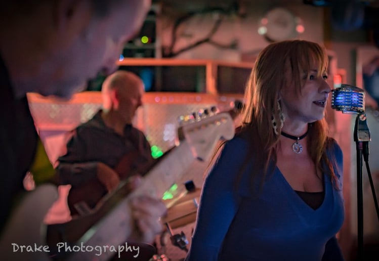 Gallery photo 7 of Ellie D & Soul Mix