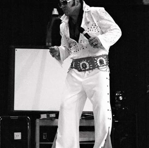 Gallery photo 3 of Scott Allegretto as ELVIS