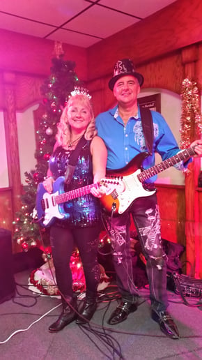 Gallery photo 5 of Elvis Live Now