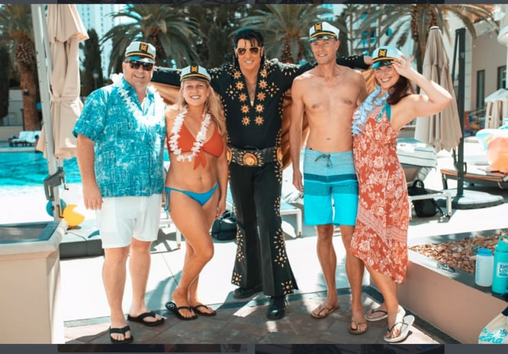 Gallery photo 79 of *Steve "Elvis" Gold* 50's/60's/70's Tribute