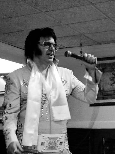 Gallery photo 6 of Elvis Time, Starring Steve Mitchell