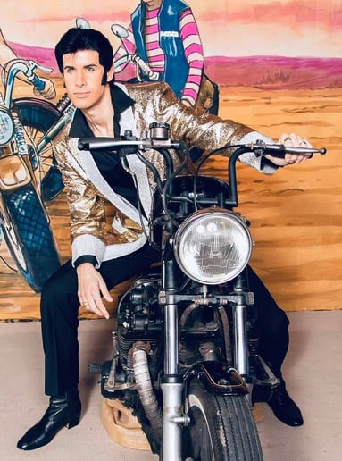 Gallery photo 7 of Elvis Tribute Artist
