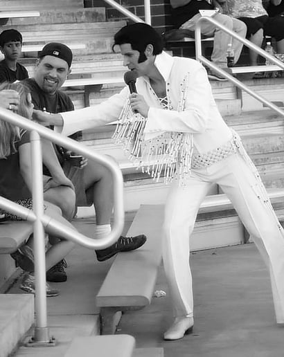 Gallery photo 8 of Elvis Tribute Artist