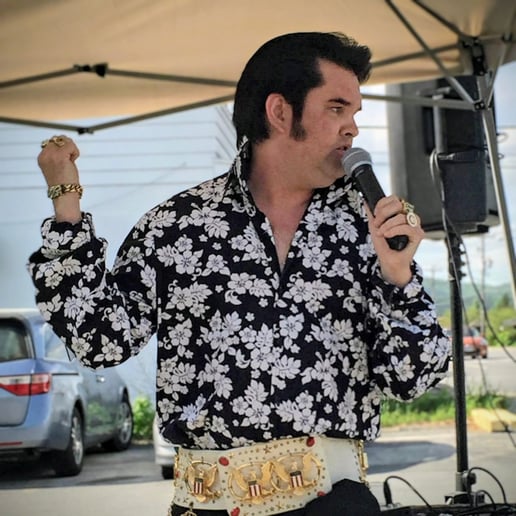 Gallery photo 4 of Elvis Tribute Artist Jimmy Tighe