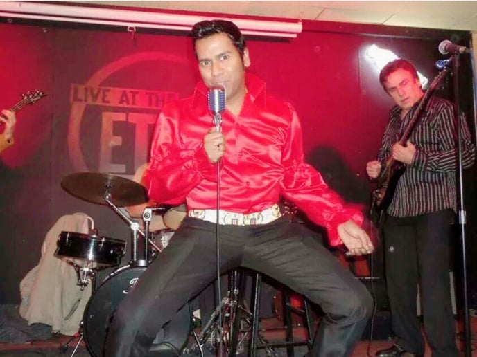 Gallery photo 7 of Elvis Tribute Artist Lorensz Francke