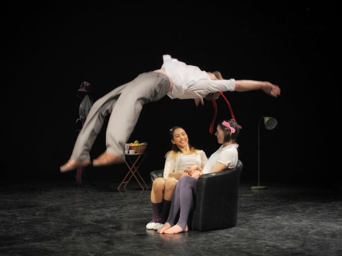 Gallery photo 16 of EMCirque