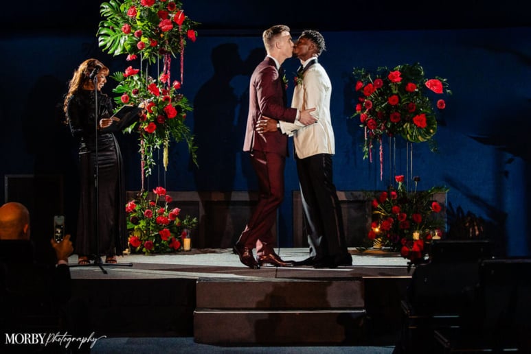 Gallery photo 3 of Emerald Elegance Wedding Ceremonies