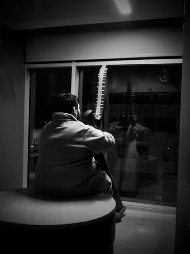 Gallery photo 7 of Emilio J, Harpist