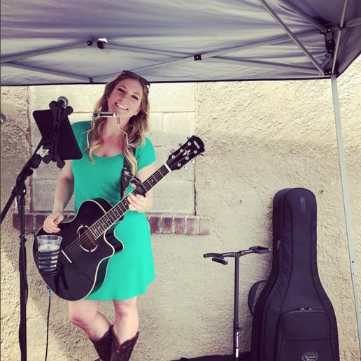 Gallery photo 2 of Emily Angell
