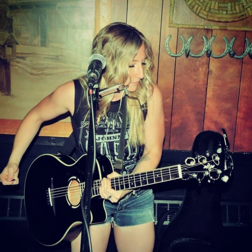 Gallery photo 5 of Emily Angell