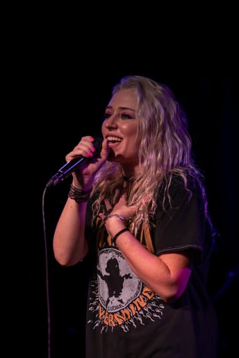 Gallery photo 1 of Emily Rath - Pop Singer/ Songwriter