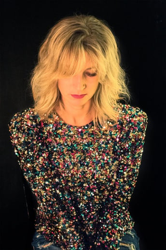 Gallery photo 4 of Emily Shirley