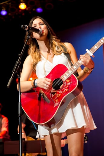 Gallery photo 4 of Emma-Jane Thommen