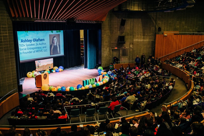 Gallery photo 8 of Inspiring Speaker and Successful Entrepreneur
