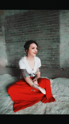 Gallery photo 4 of Emma Hefkey