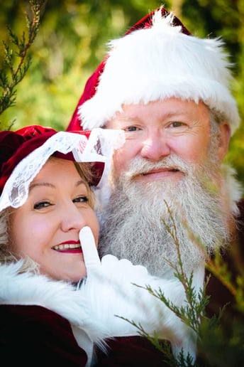 Gallery photo 6 of ENC Santa & Mrs. Claus