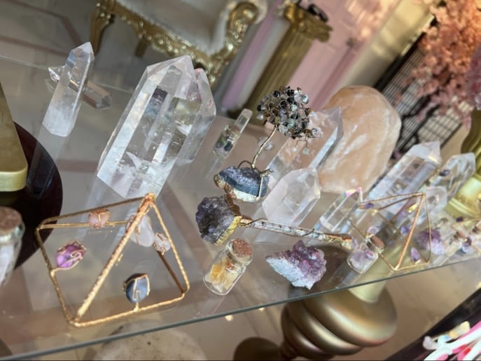 Gallery photo 6 of Enchanted Psychic