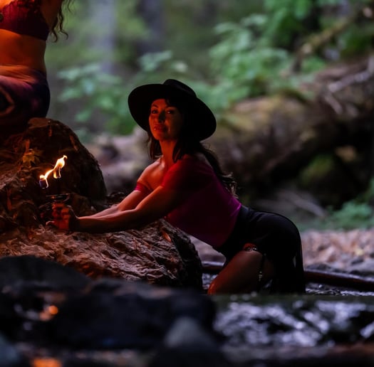 Gallery photo 5 of Xōchi Divine - The Goddess of Burlesque & Fire Dance