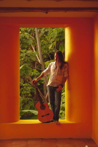 Gallery photo 3 of Enrique the Music Alchemist
