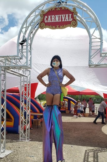 Gallery photo 9 of Entertainment With a Twist