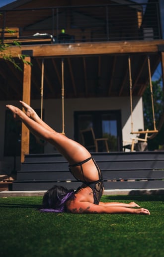 Gallery photo 4 of Entrancing dance
