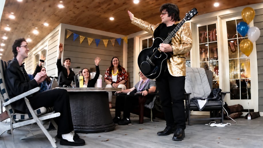 Gallery photo 5 of Elvis & Pitbull Tribute — Wedding & Party Starters