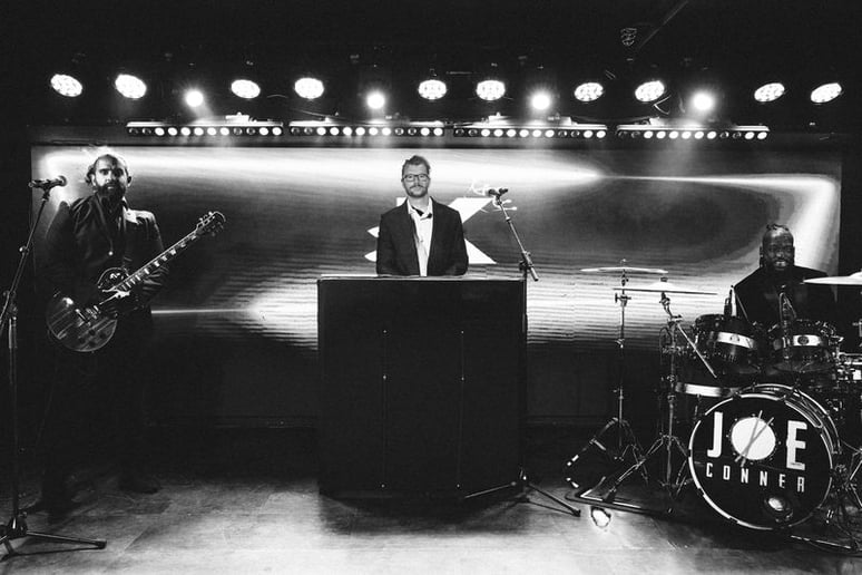 Gallery photo 1 of Epic Mix of DJ & Live Drums & Guitar