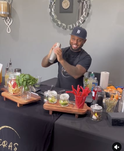 Gallery photo 4 of Eras Mobile Bartending