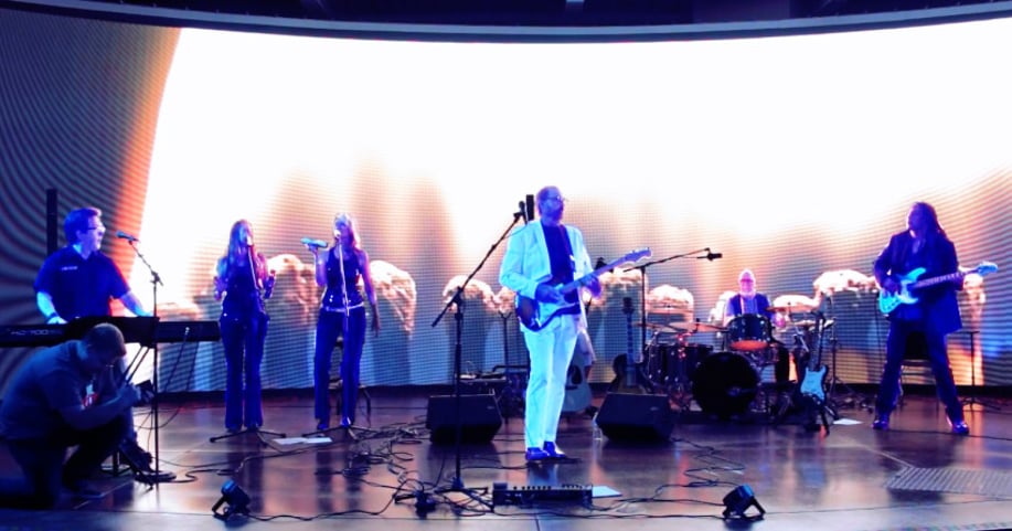 Gallery photo 2 of Eric and the Dominoes