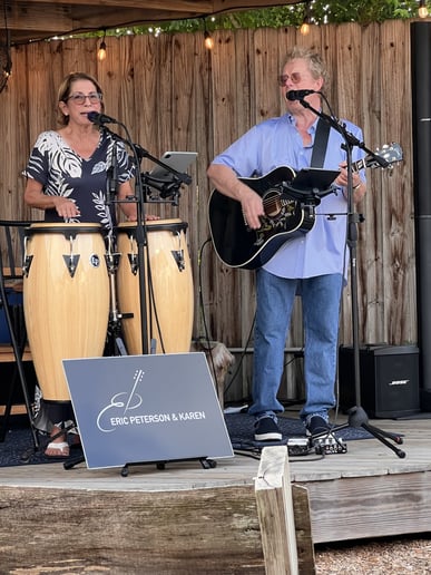 Gallery photo 5 of Eric & Karen Peterson