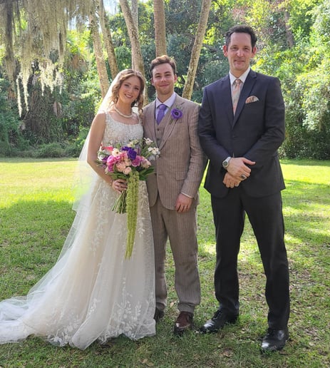 Gallery photo 4 of Eric "The Officiant"