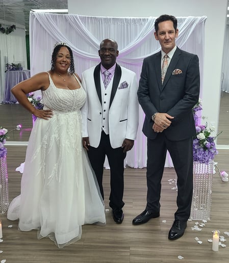 Gallery photo 7 of Eric "The Officiant"