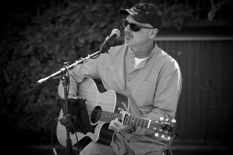 Gallery photo 3 of Eric Zobel Music