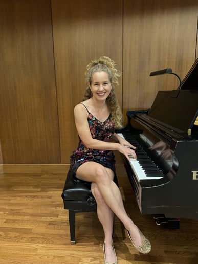 Gallery photo 1 of Erica Bisbey