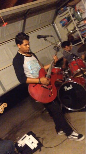 Gallery photo 1 of Erick Pelayo