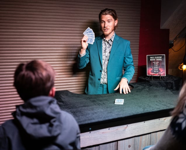 Gallery photo 1 of Erik Casey Magic