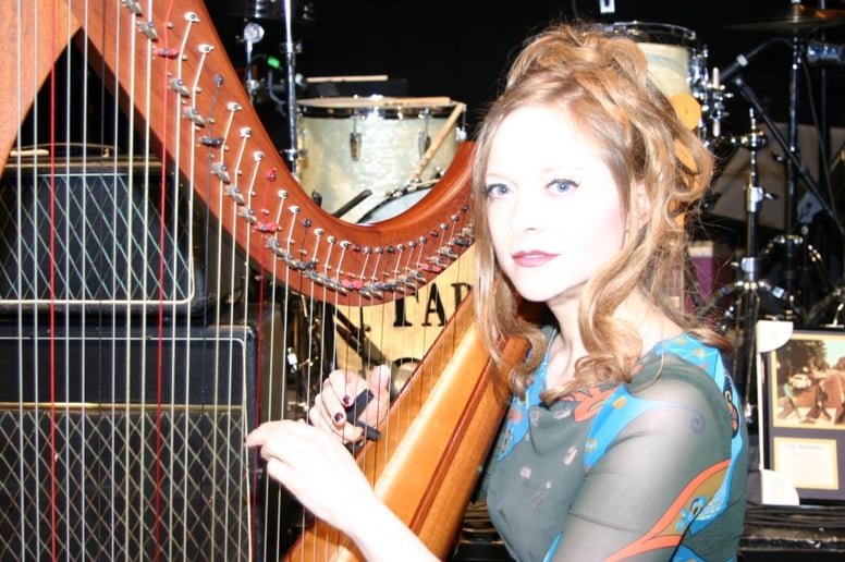 Gallery photo 13 of Erin Hill - Harpist & Singer